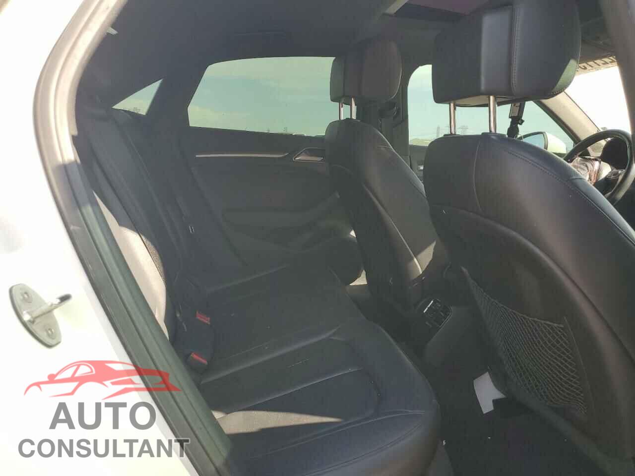 AUDI A3 2016 - WAUA7GFF5G1068879