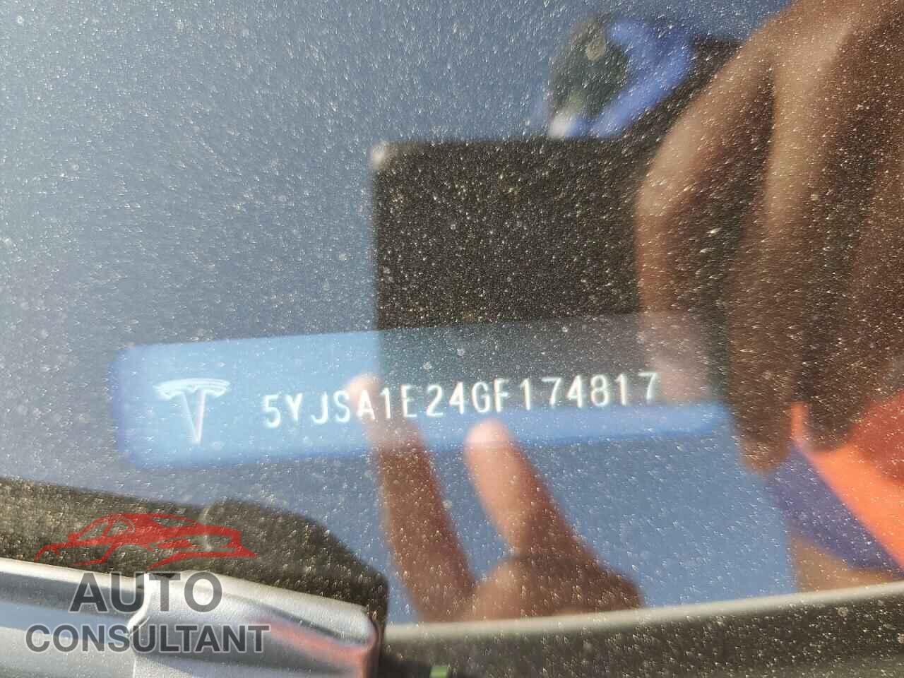 TESLA MODEL S 2016 - 5YJSA1E24GF174817