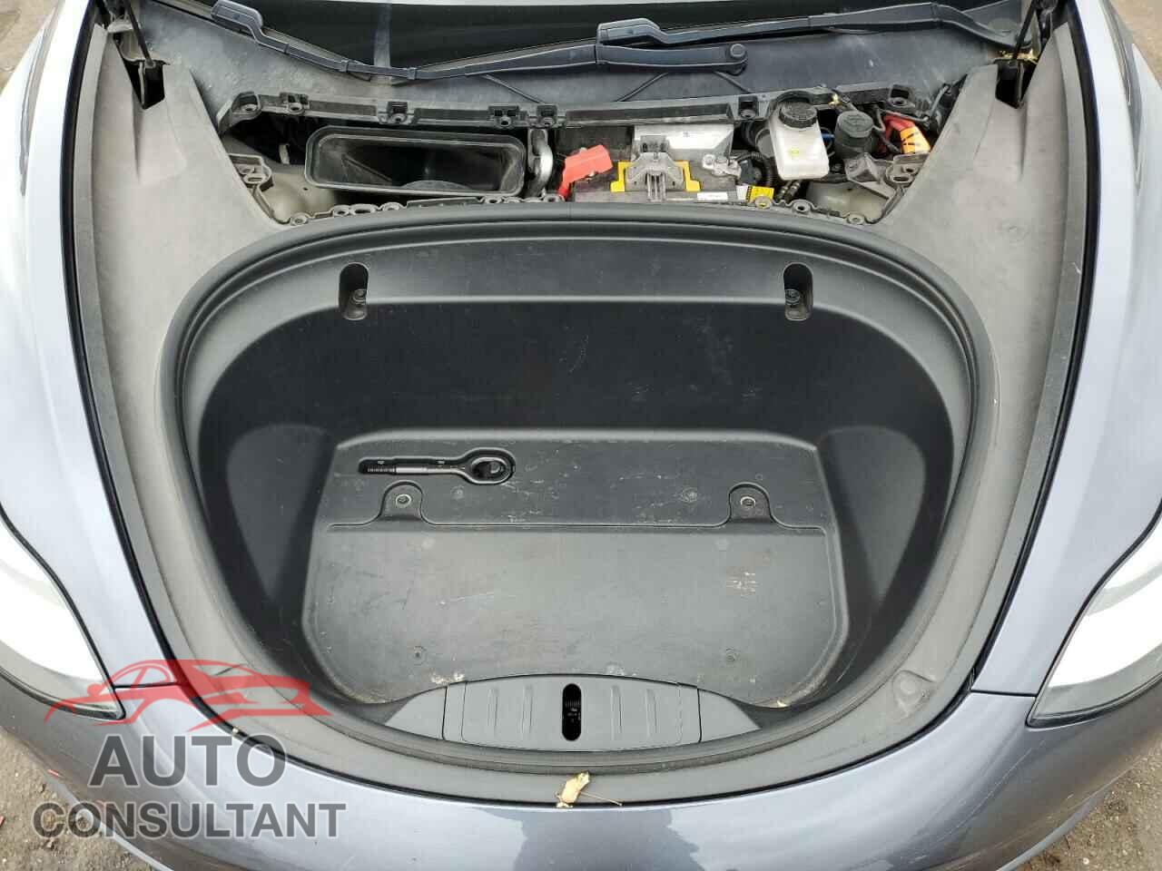 TESLA MODEL 3 2020 - 5YJ3E1EB4LF646016
