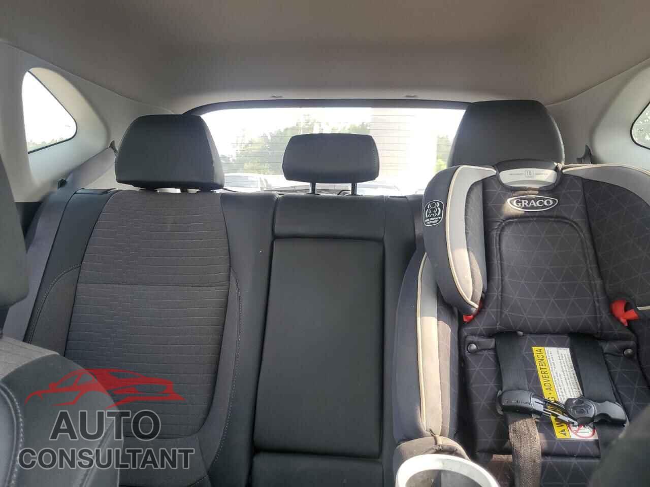 KIA SELTOS 2022 - KNDEU2AA8N7264644