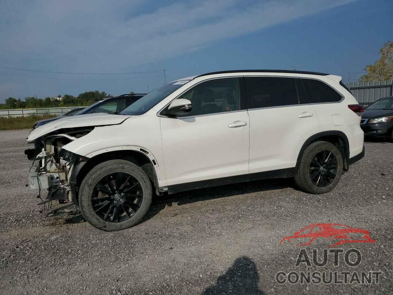 TOYOTA HIGHLANDER 2019 - 5TDJZRFH8KS598592