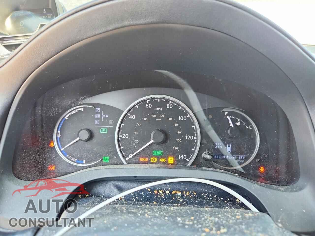 LEXUS CT 200 2011 - JTHKD5BH0B2019764