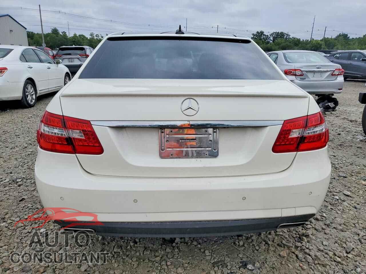 MERCEDES-BENZ E-CLASS 2011 - WDDHF8HB9BA416458