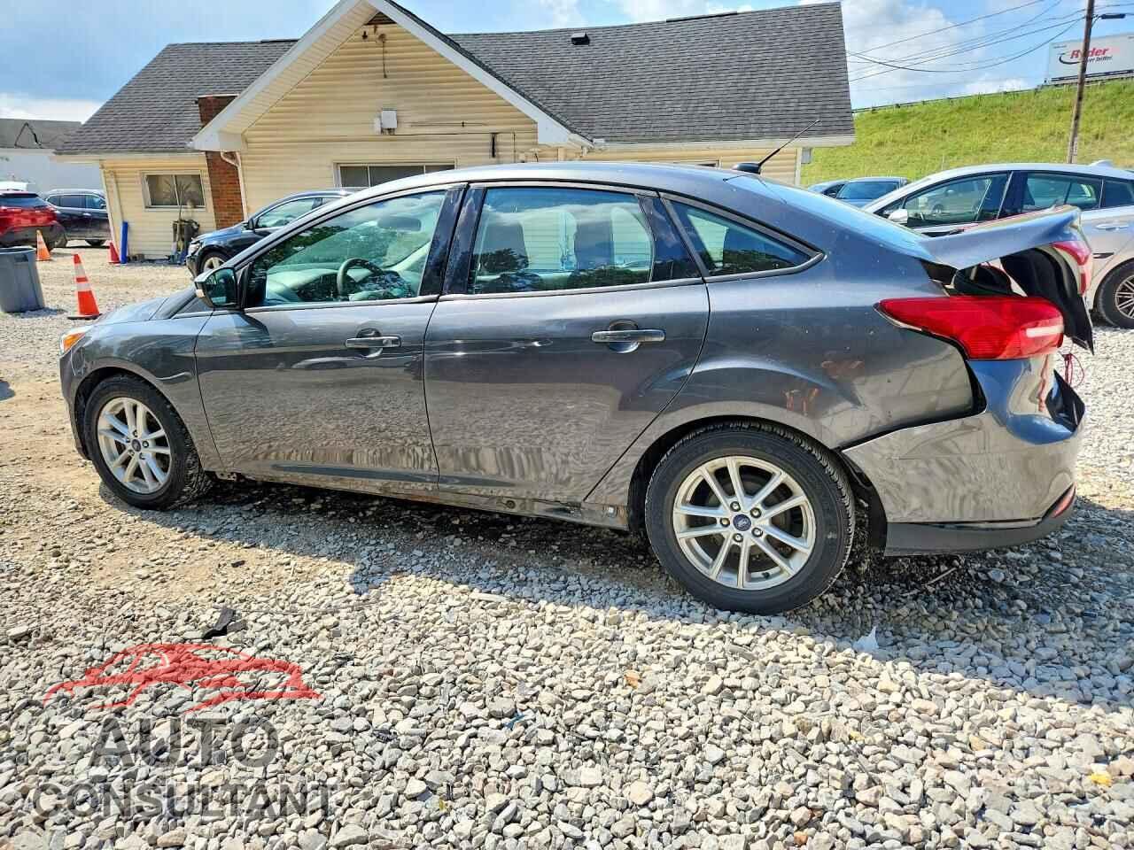 FORD FOCUS 2015 - 1FADP3F29FL201920