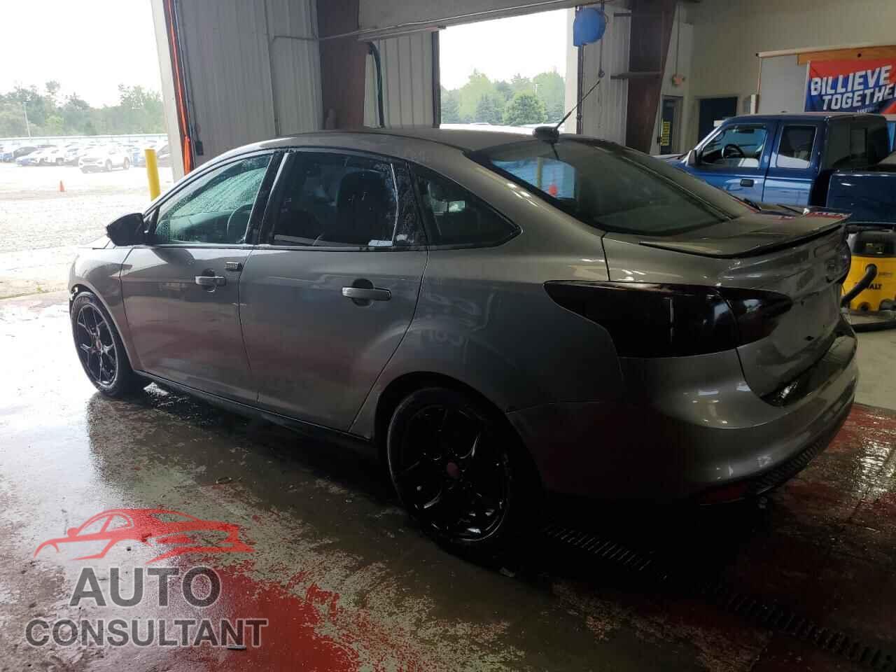 FORD FOCUS 2014 - 1FADP3F20EL258439