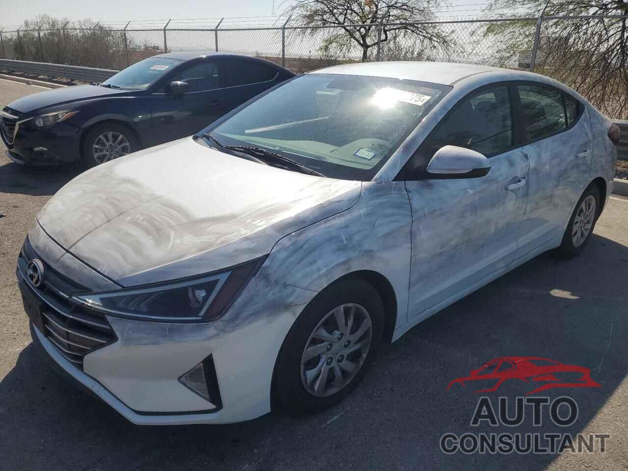 HYUNDAI ELANTRA 2019 - 5NPD74LF5KH418175
