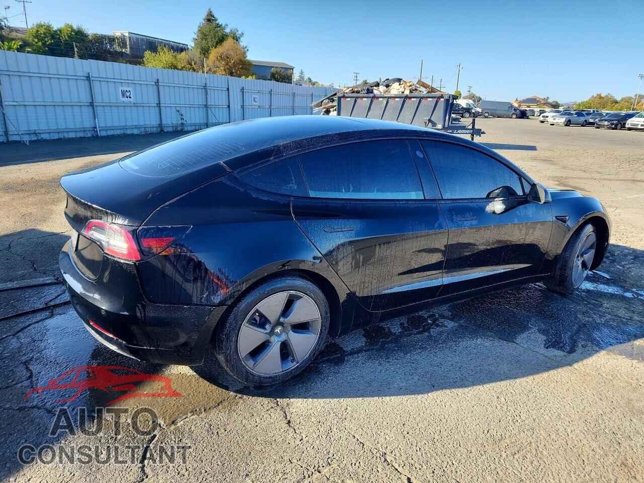 TESLA MODEL 3 2021 - 5YJ3E1EAXMF929478