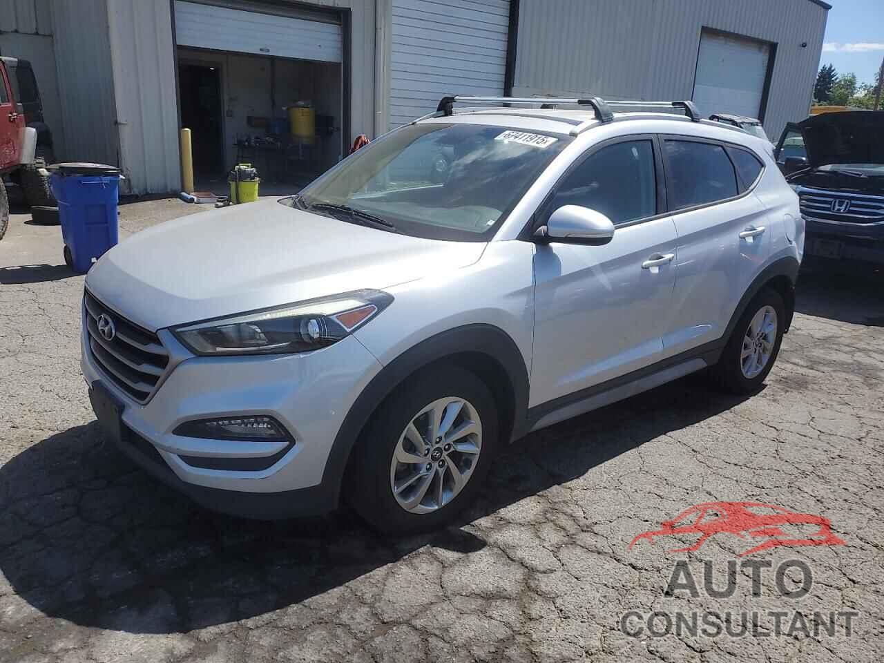 HYUNDAI TUCSON 2017 - KM8J3CA44HU511287
