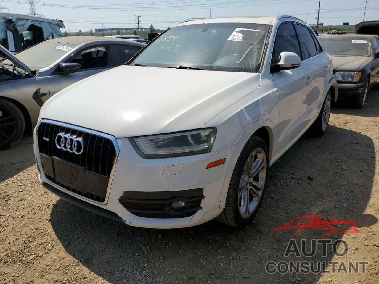 AUDI Q3 2015 - WA1GFCFS0FR001123