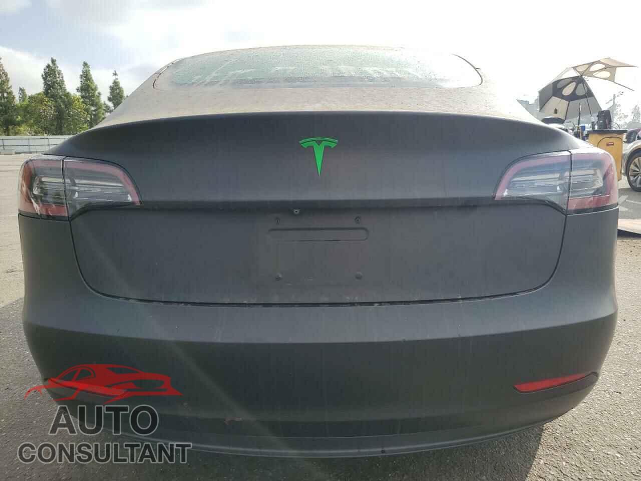 TESLA MODEL 3 2018 - 5YJ3E1EA9JF058469
