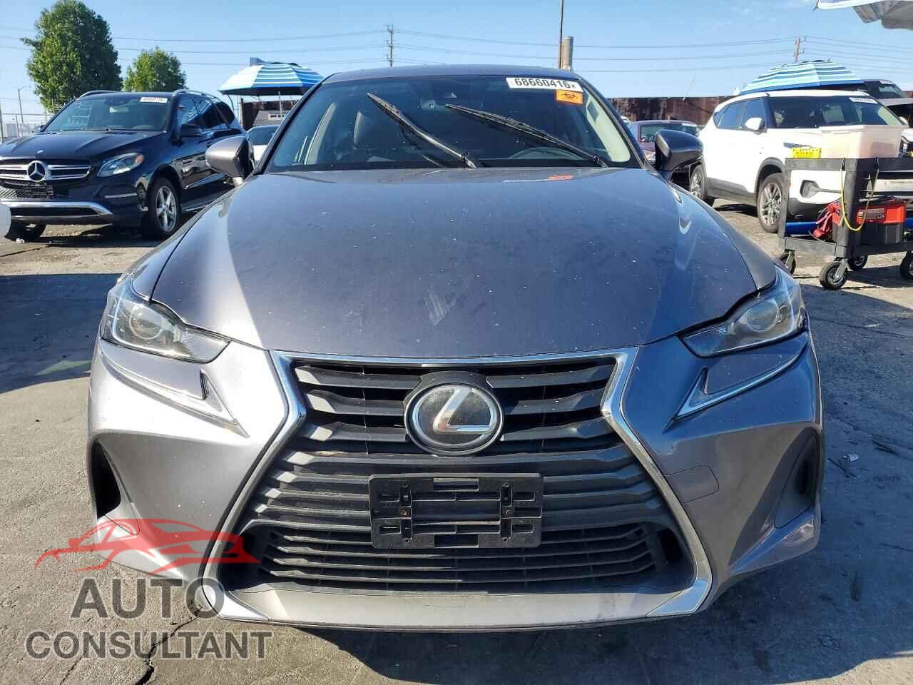 LEXUS IS 2017 - JTHBA1D24H5058570