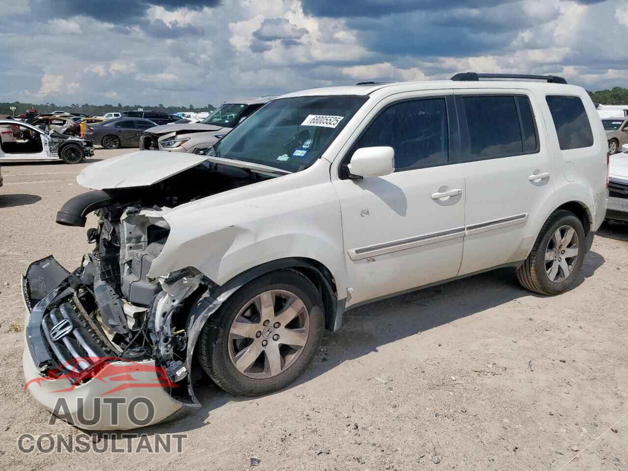 HONDA PILOT 2015 - 5FNYF3H91FB026333