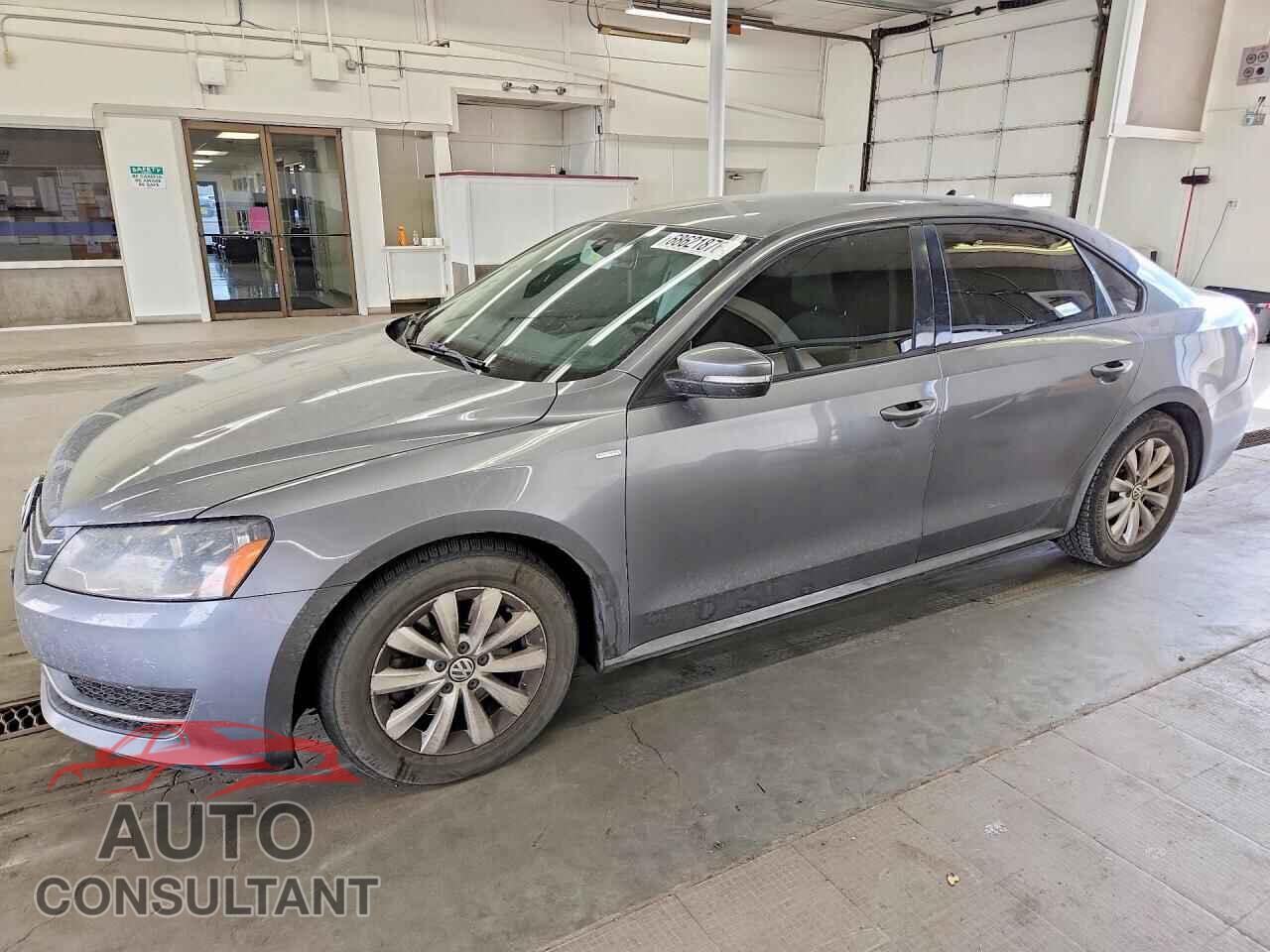 VOLKSWAGEN PASSAT 2014 - 1VWAP7A35EC002458