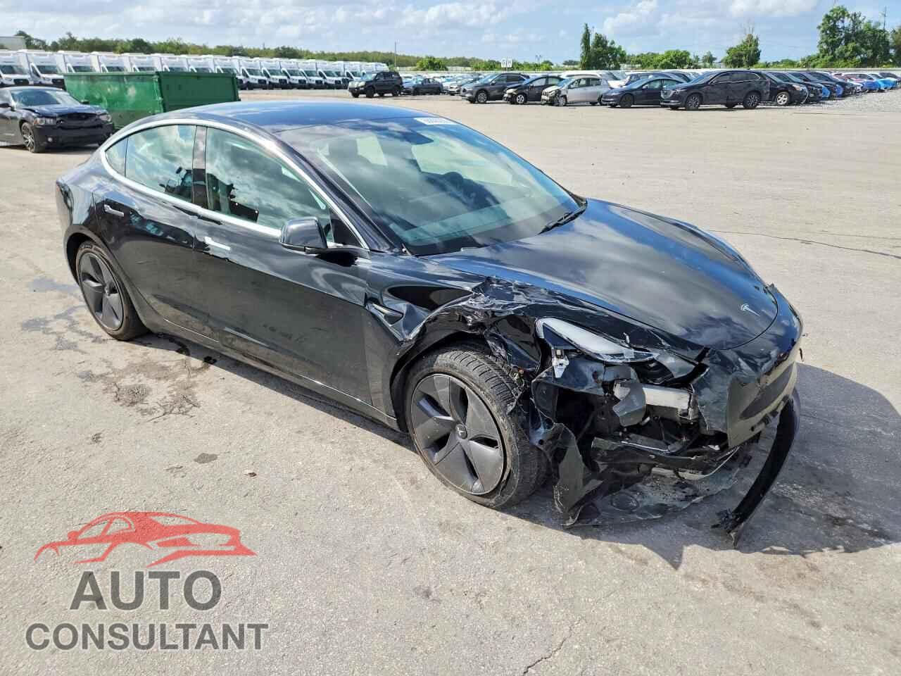 TESLA MODEL 3 2019 - 5YJ3E1EB0KF385837