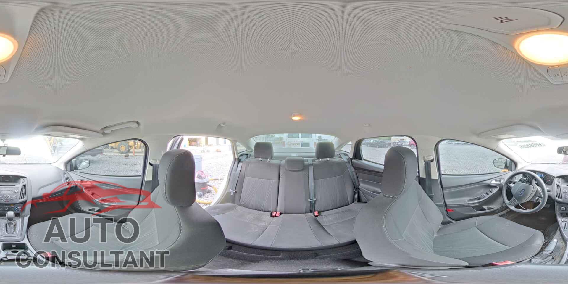 FORD FOCUS 2017 - 1FADP3F24HL252020