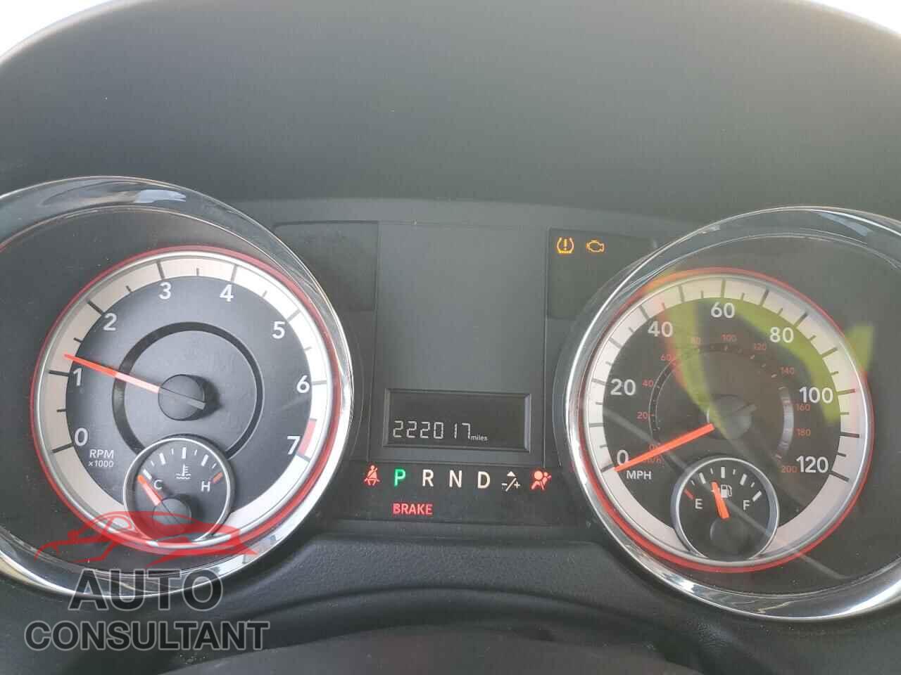 DODGE CARAVAN 2011 - 2D4RN3DG0BR626824