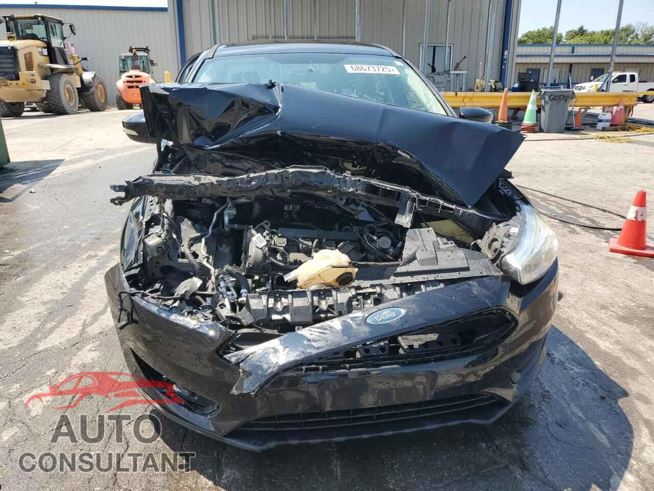 FORD FOCUS 2017 - 1FADP3F29HL210037