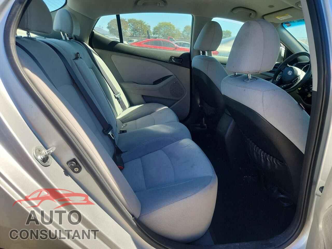 KIA OPTIMA 2012 - KNAGM4A78C5282284