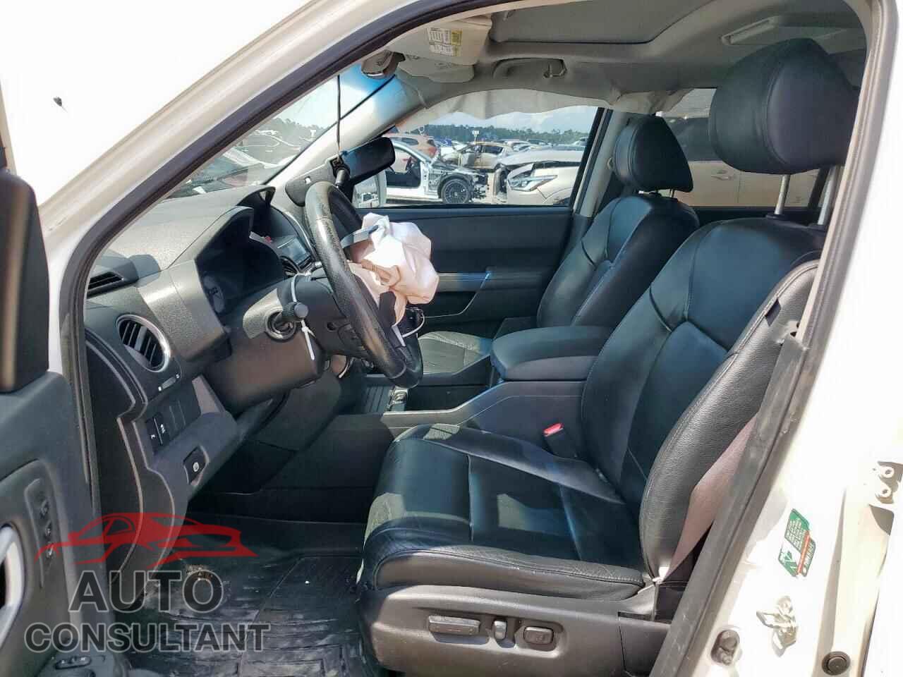 HONDA PILOT 2015 - 5FNYF3H91FB026333