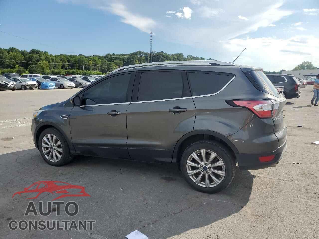 FORD ESCAPE 2017 - 1FMCU0JD6HUD17364