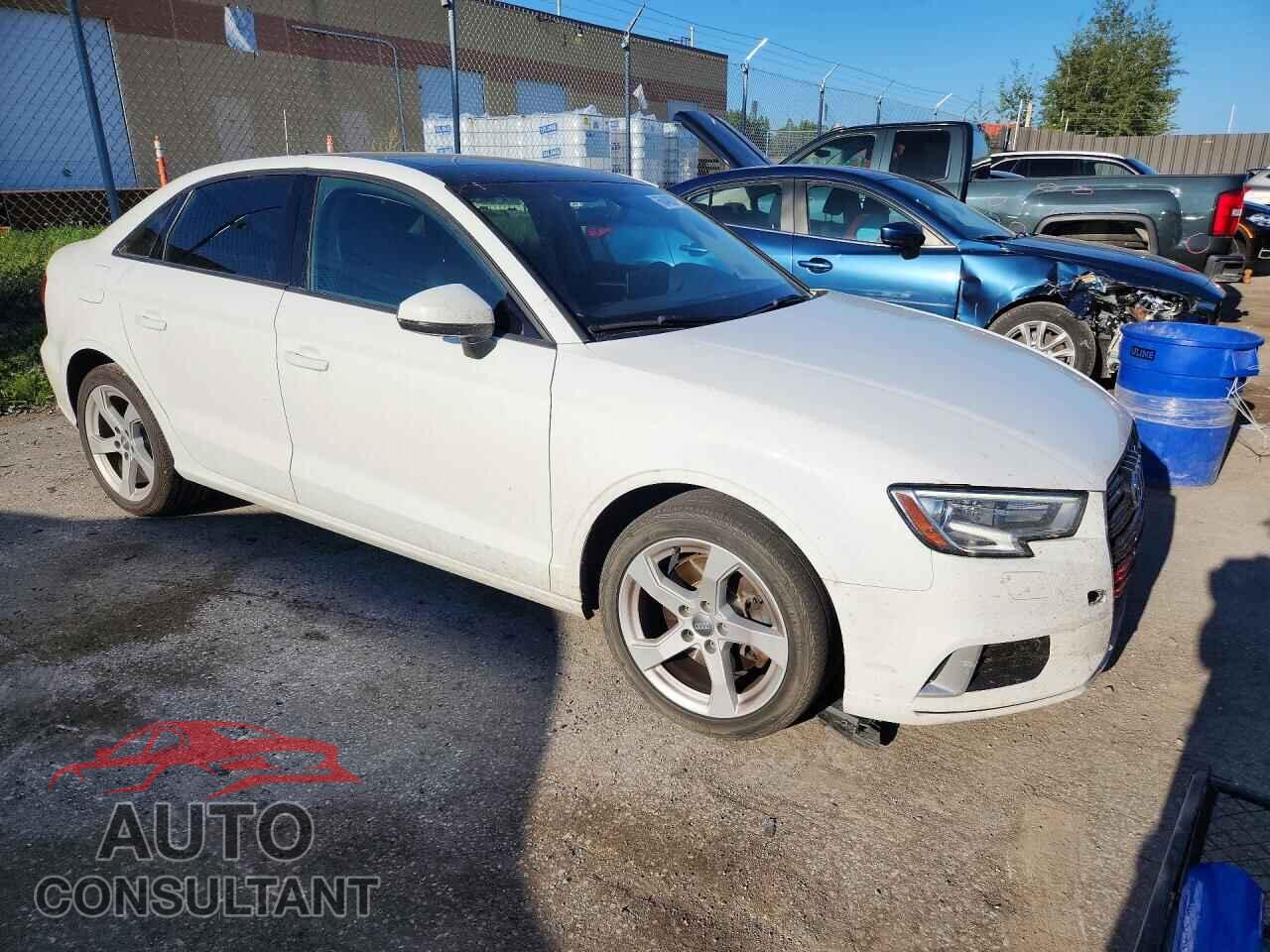 AUDI A3 2019 - WAUAUGFF7K1013111