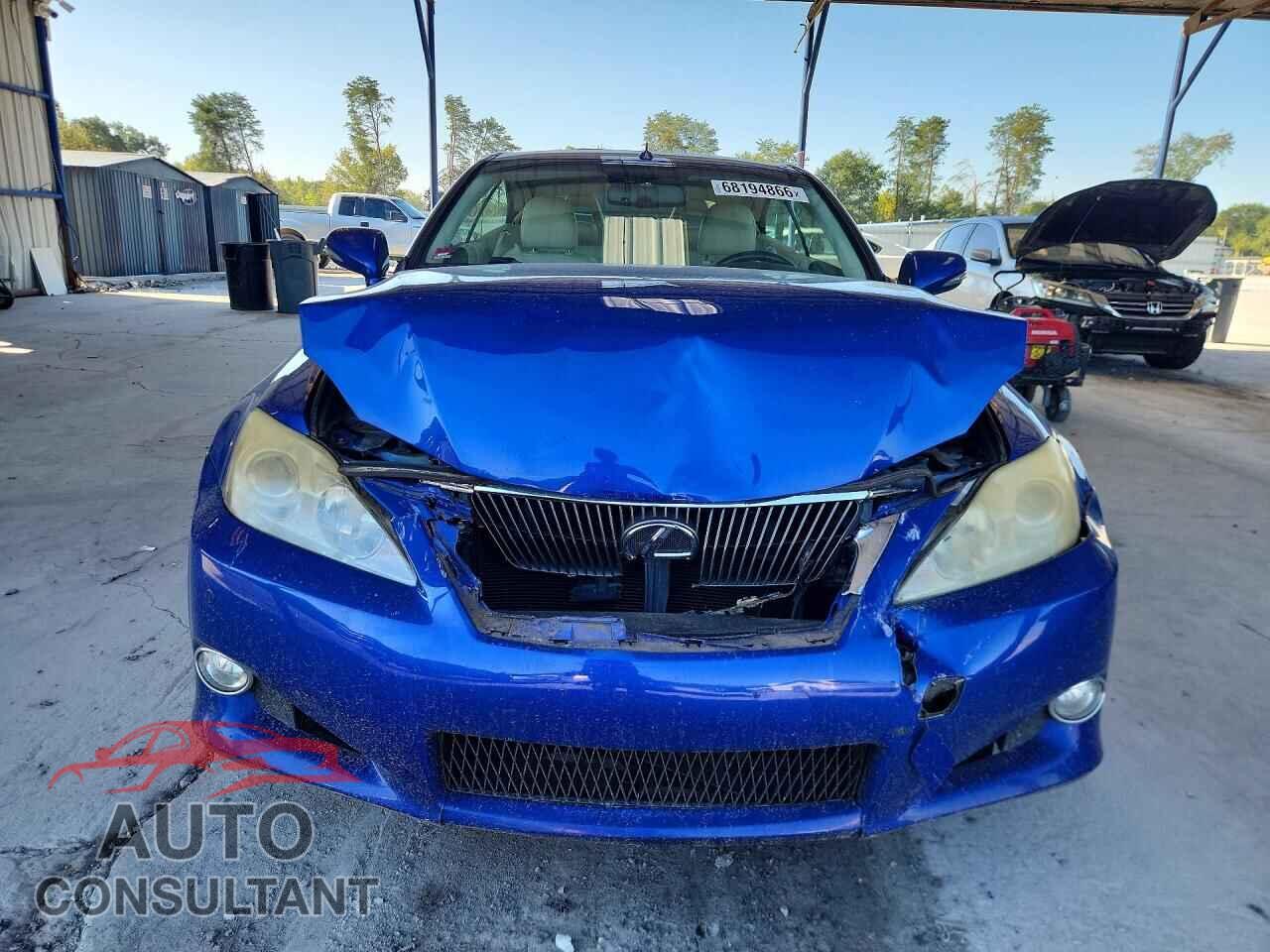 LEXUS IS 2010 - JTHFE2C21A2503030