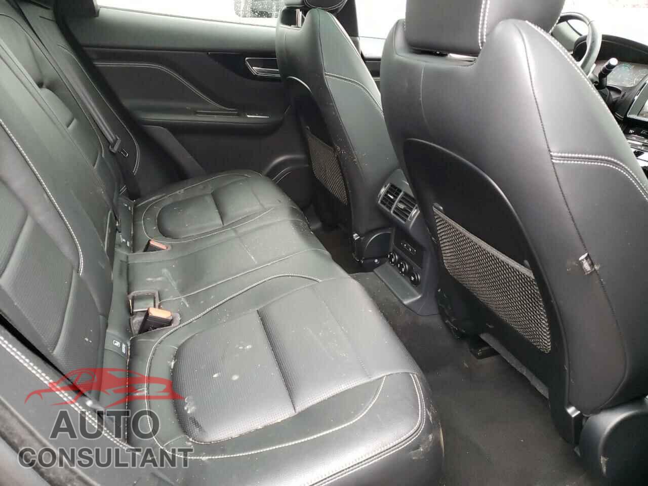 JAGUAR F-PACE 2018 - SADCM2FVXJA288982