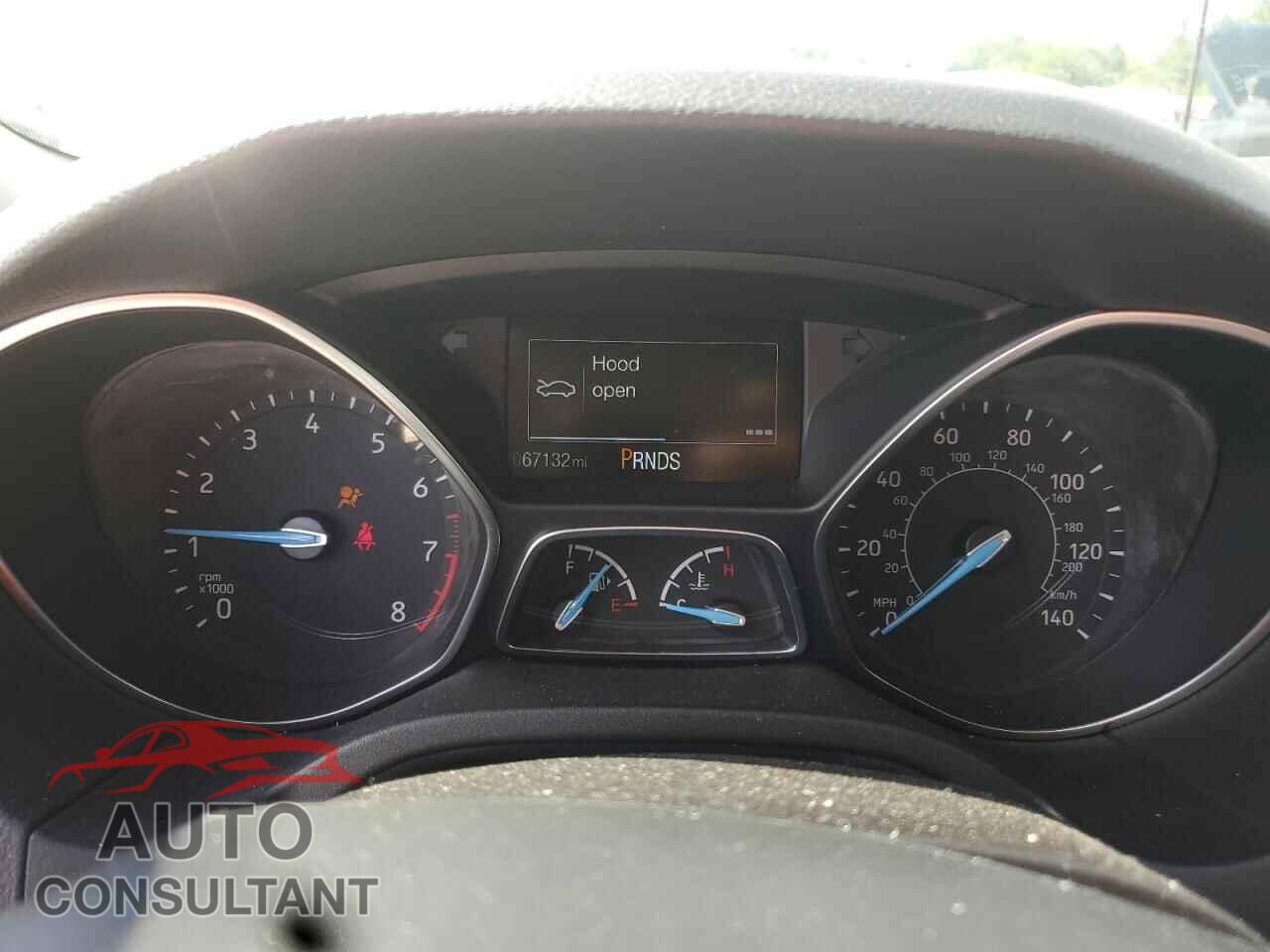 FORD FOCUS 2015 - 1FADP3F25FL322721