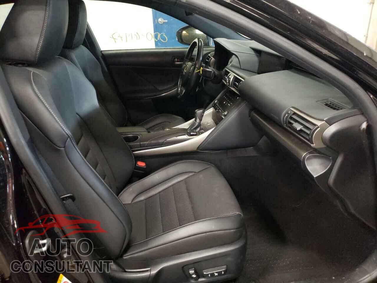 LEXUS IS 2017 - JTHCE1D20H5013666