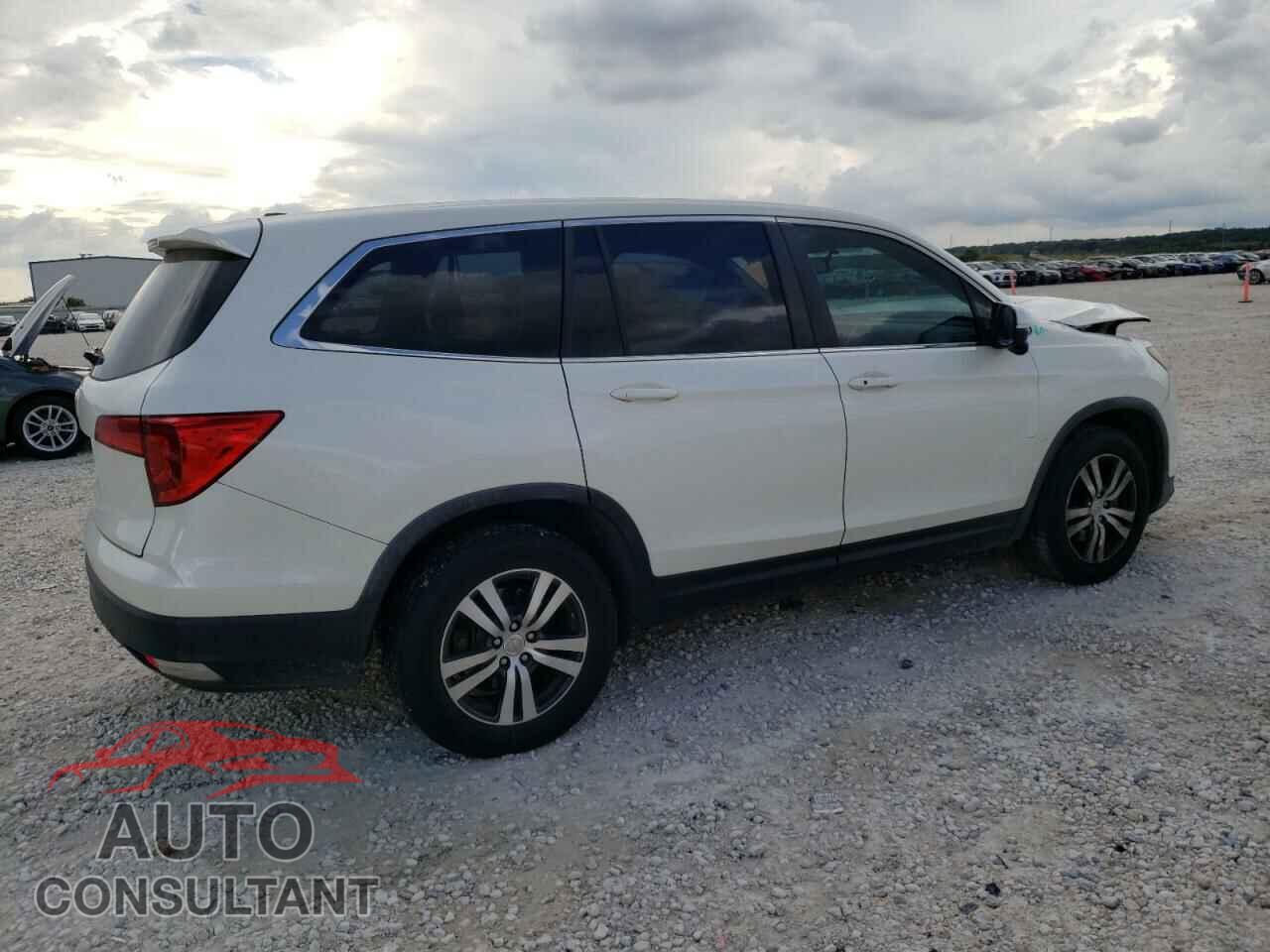 HONDA PILOT 2017 - 5FNYF5H58HB013929