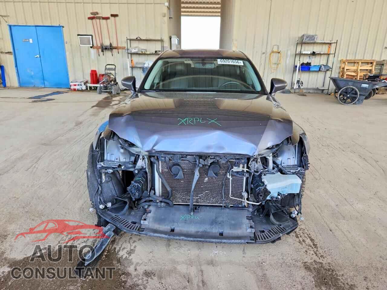 LEXUS IS 2016 - JTHBA1D20G5001233