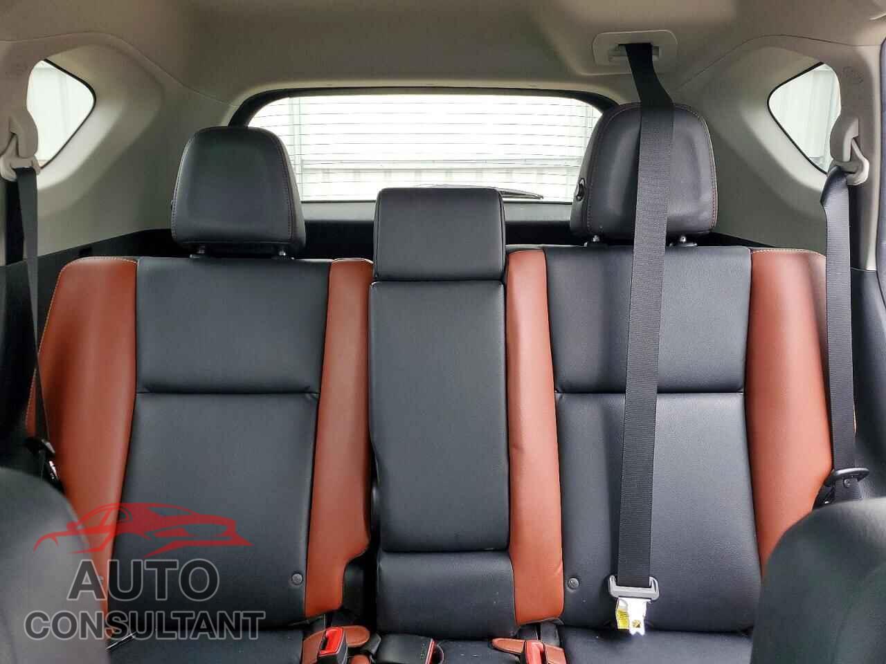 TOYOTA RAV4 2013 - 2T3DFREV1DW007243
