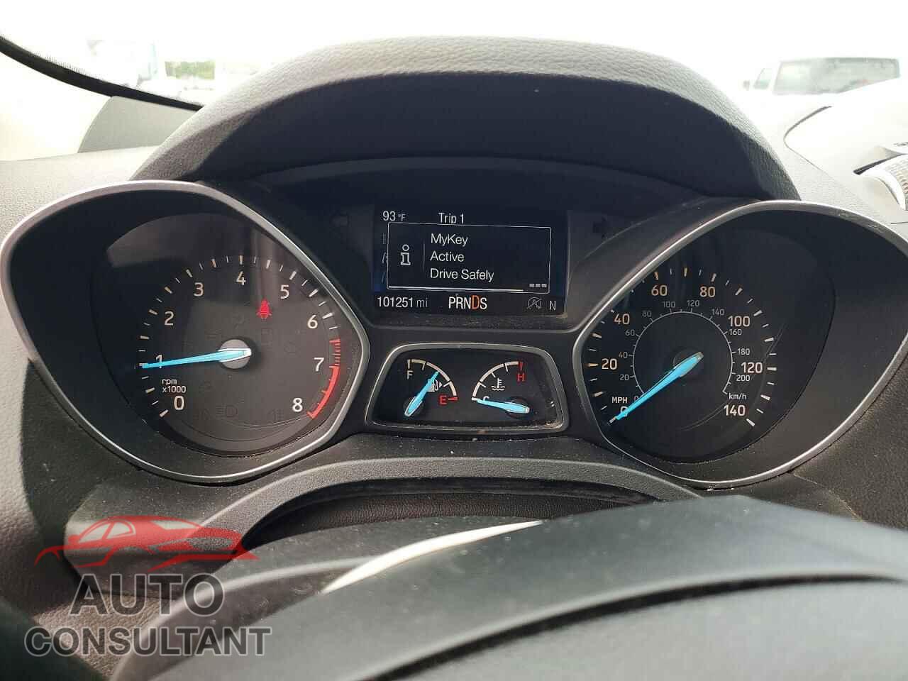FORD ESCAPE 2017 - 1FMCU9GD7HUB22434