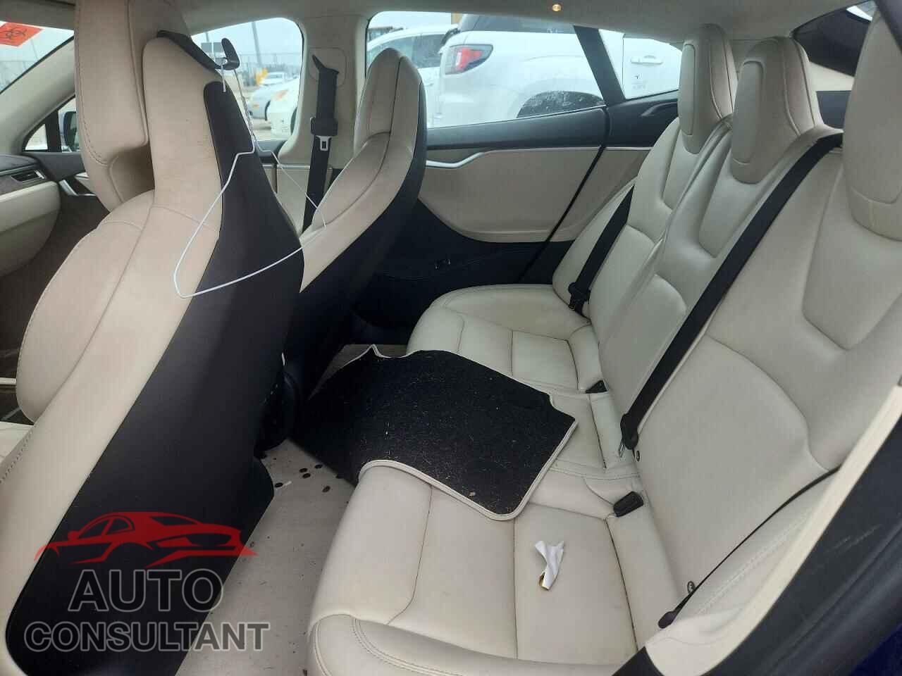 TESLA MODEL S 2018 - 5YJSA1E47JF240558