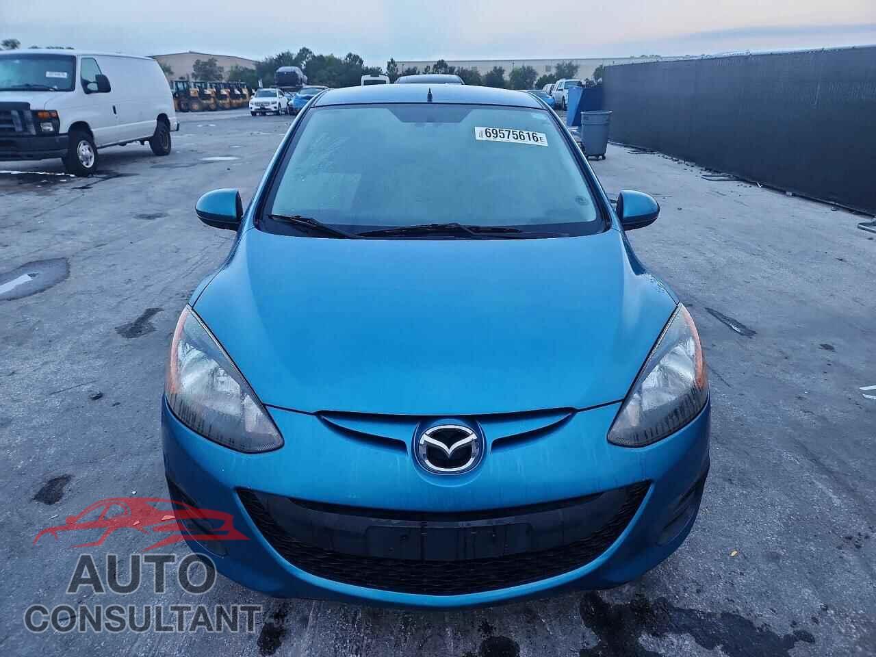 MAZDA 2 2011 - JM1DE1HZ7B0120537