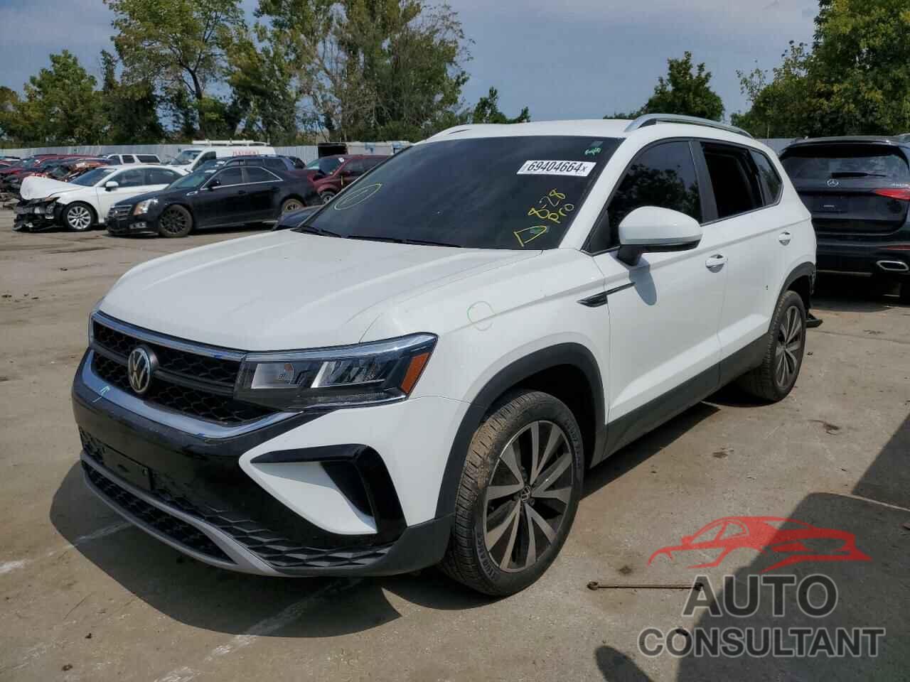 VOLKSWAGEN TAOS SE 2022 - 3VVRX7B22NM007158