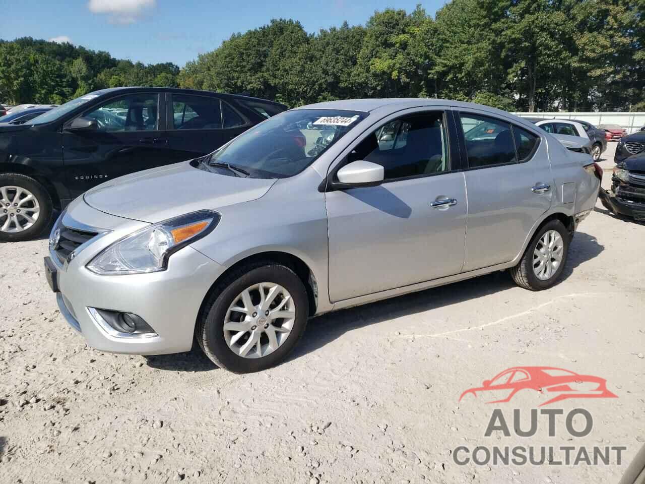 NISSAN VERSA 2018 - 3N1CN7APXJL813937