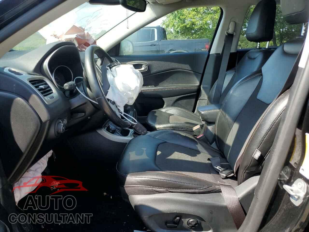 JEEP COMPASS 2020 - 3C4NJDBB2LT125940