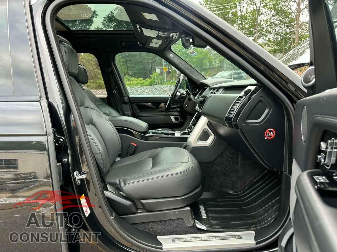 LAND ROVER RANGEROVER 2018 - SALGS2RE3JA398344