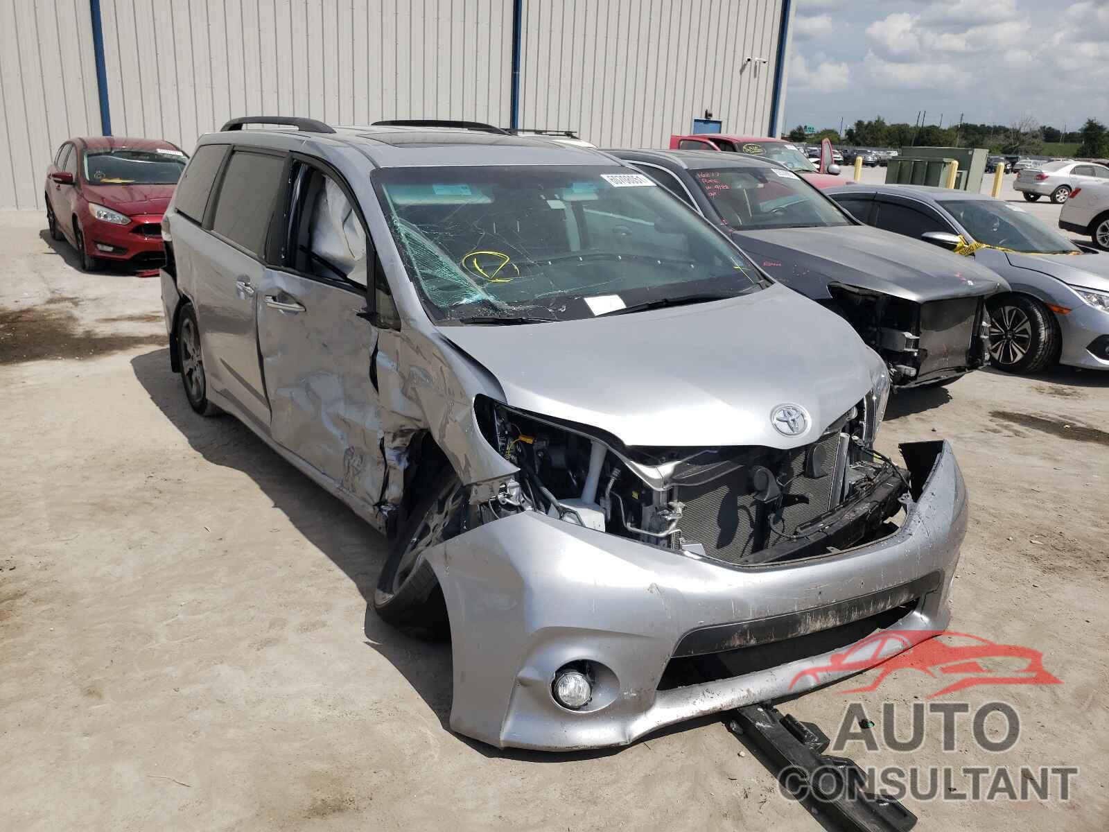 TOYOTA SIENNA 2017 - 5TDXZ3DC3HS829230