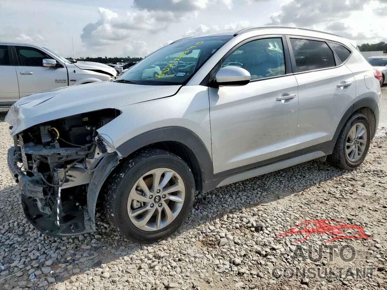 HYUNDAI TUCSON 2018 - KM8J3CA41JU764959