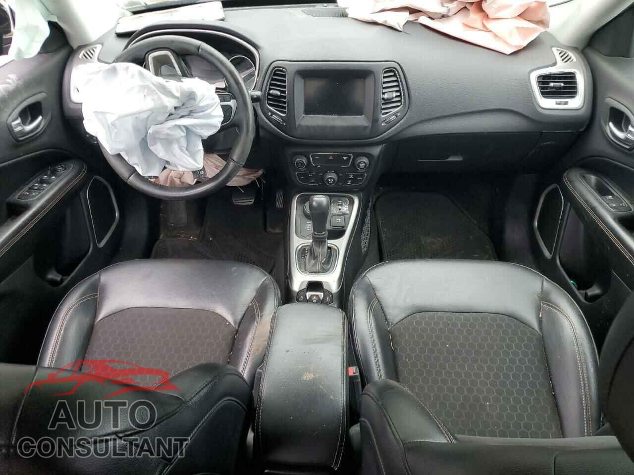 JEEP COMPASS 2017 - 3C4NJDBB9HT627710