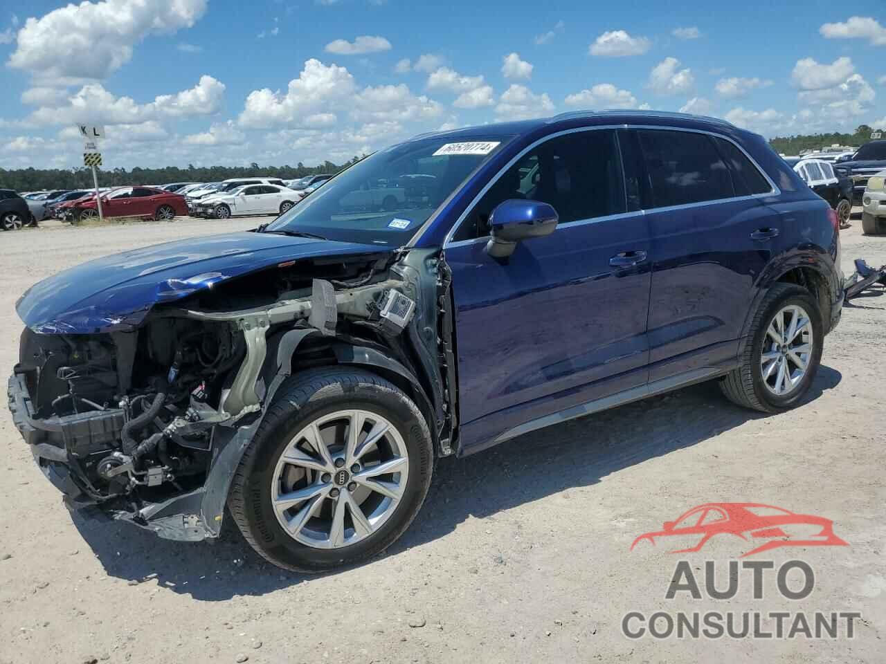 AUDI Q3 2021 - WA1DECF30M1050901