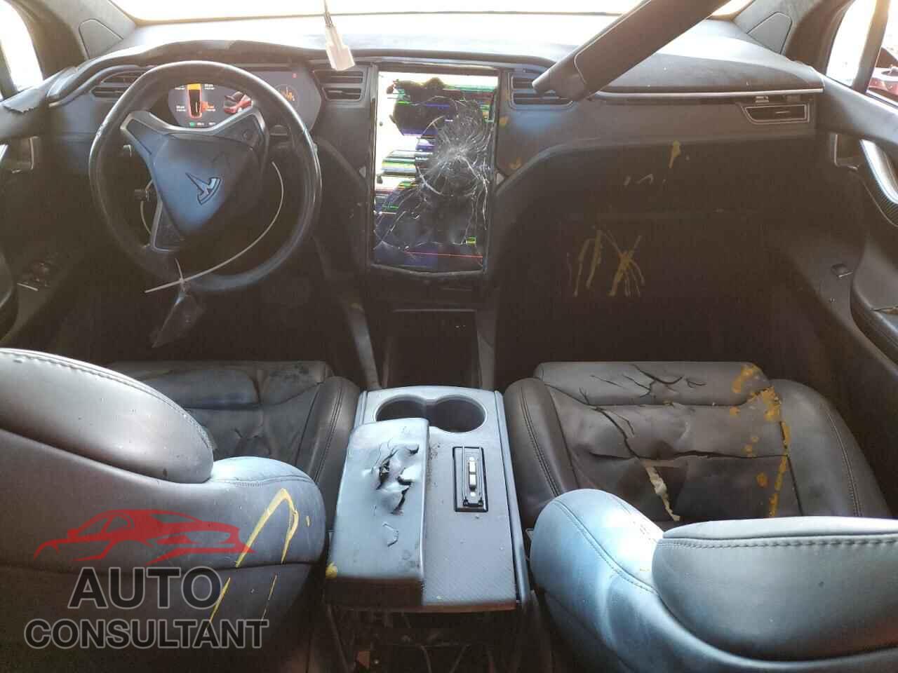 TESLA MODEL X 2017 - 5YJXCDE21HF055612