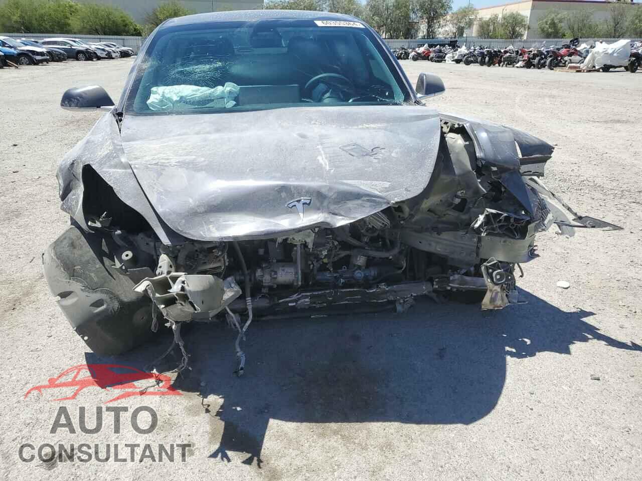 TESLA MODEL 3 2020 - 5YJ3E1EB7LF647578