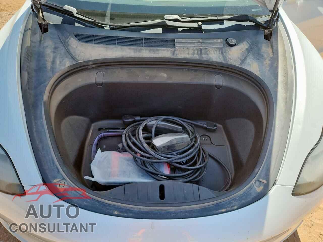 TESLA MODEL 3 2019 - 5YJ3E1EB2KF511521