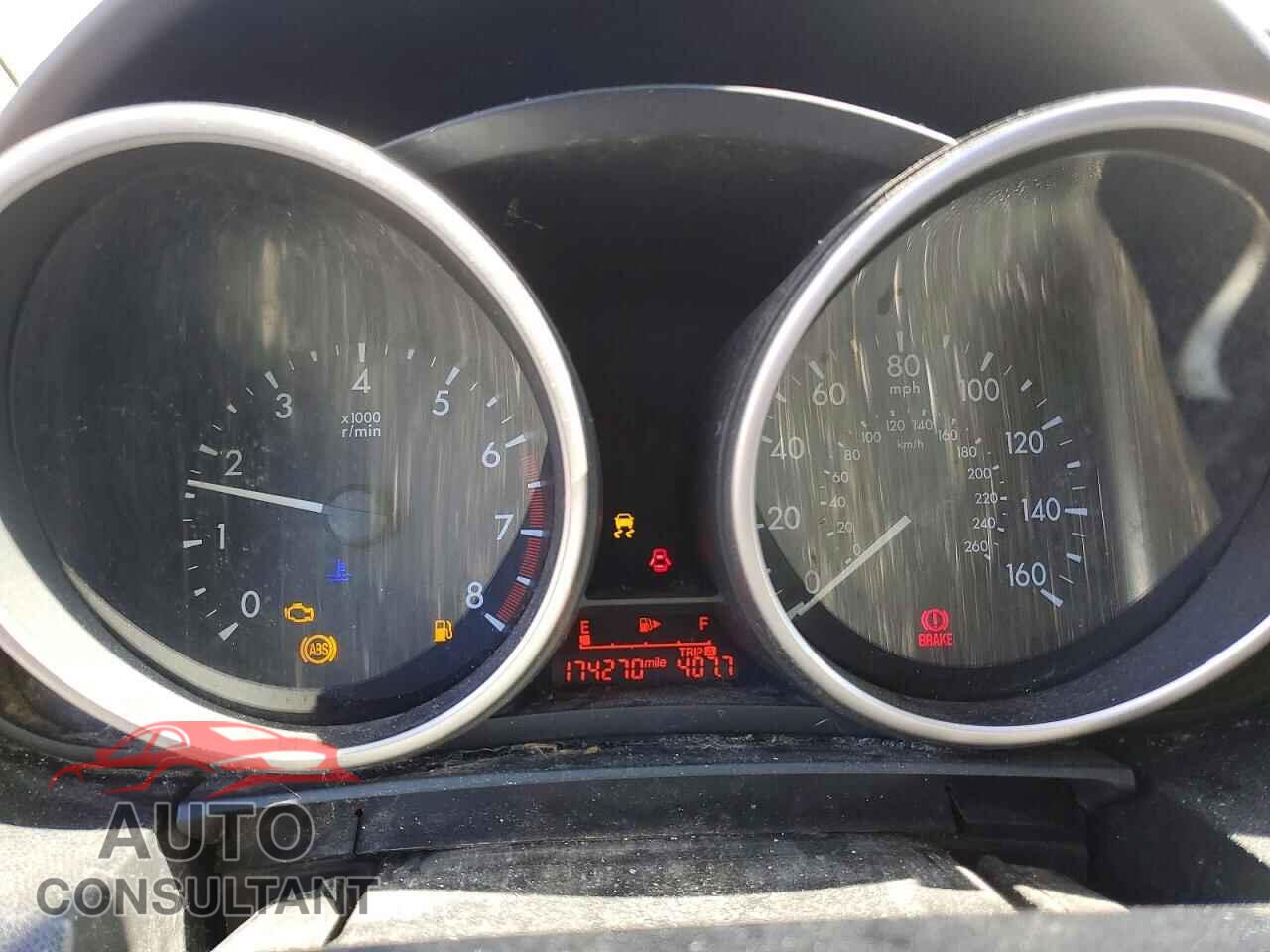 MAZDA 5 2012 - JM1CW2BL0C0136647