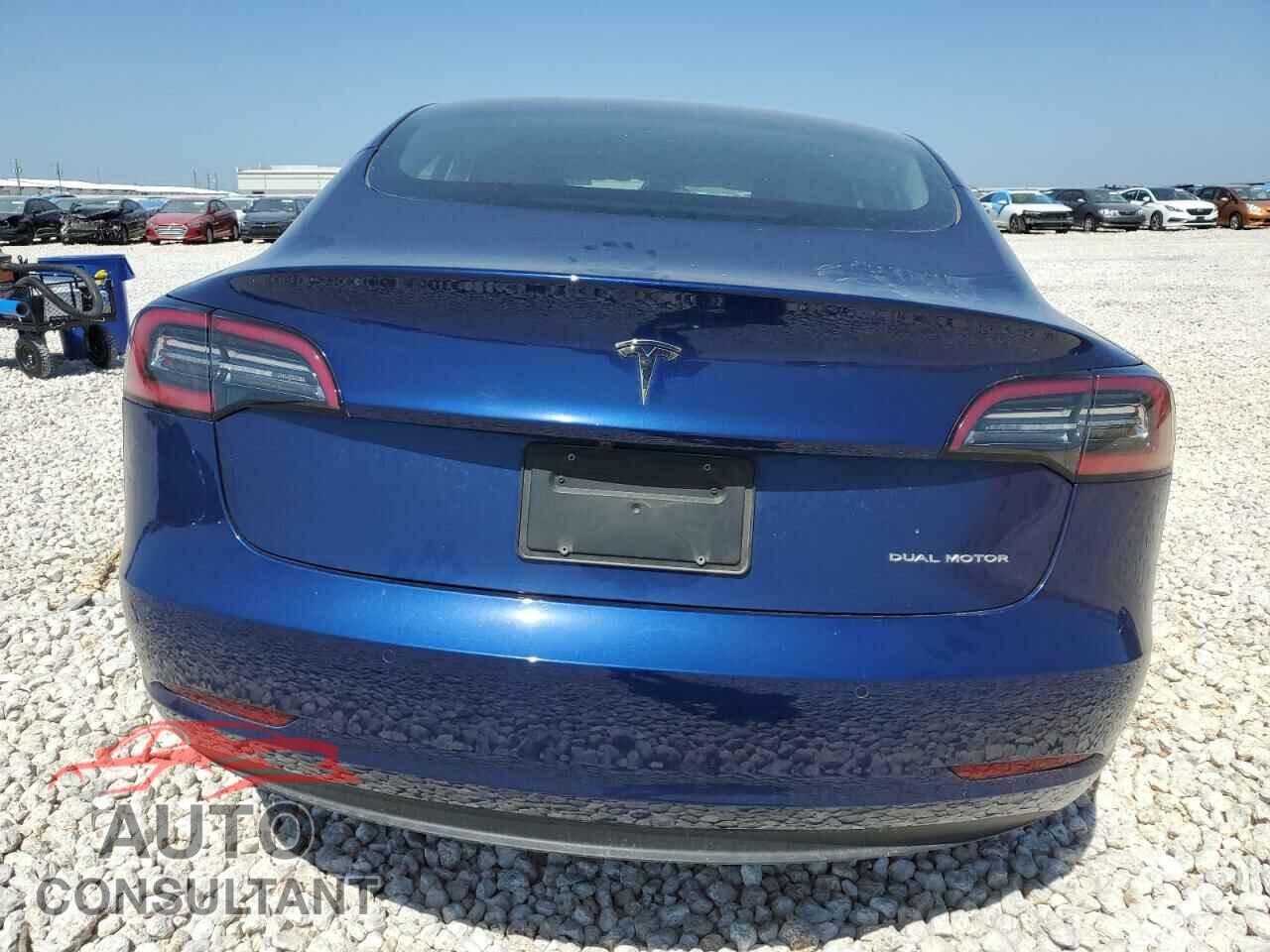 TESLA MODEL 3 2022 - 5YJ3E1EB3NF319805