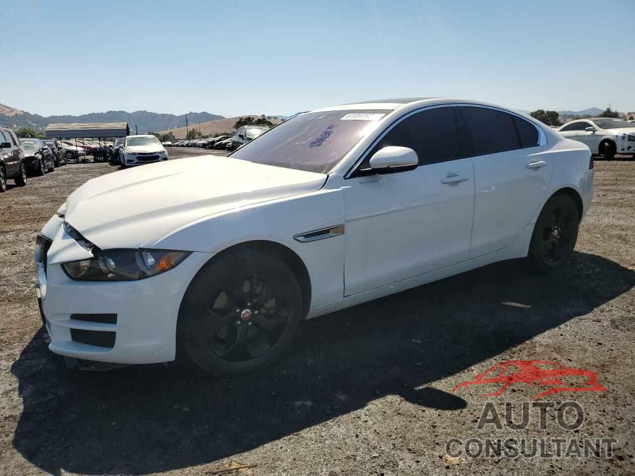 JAGUAR XE 2017 - SAJAR4BG7HA976327