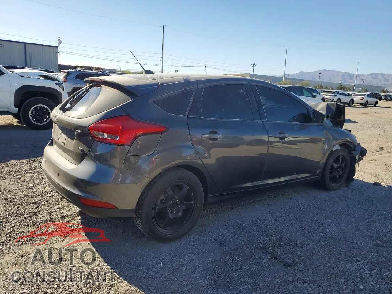 FORD FOCUS SE 2016 - 1FADP3K25GL357007